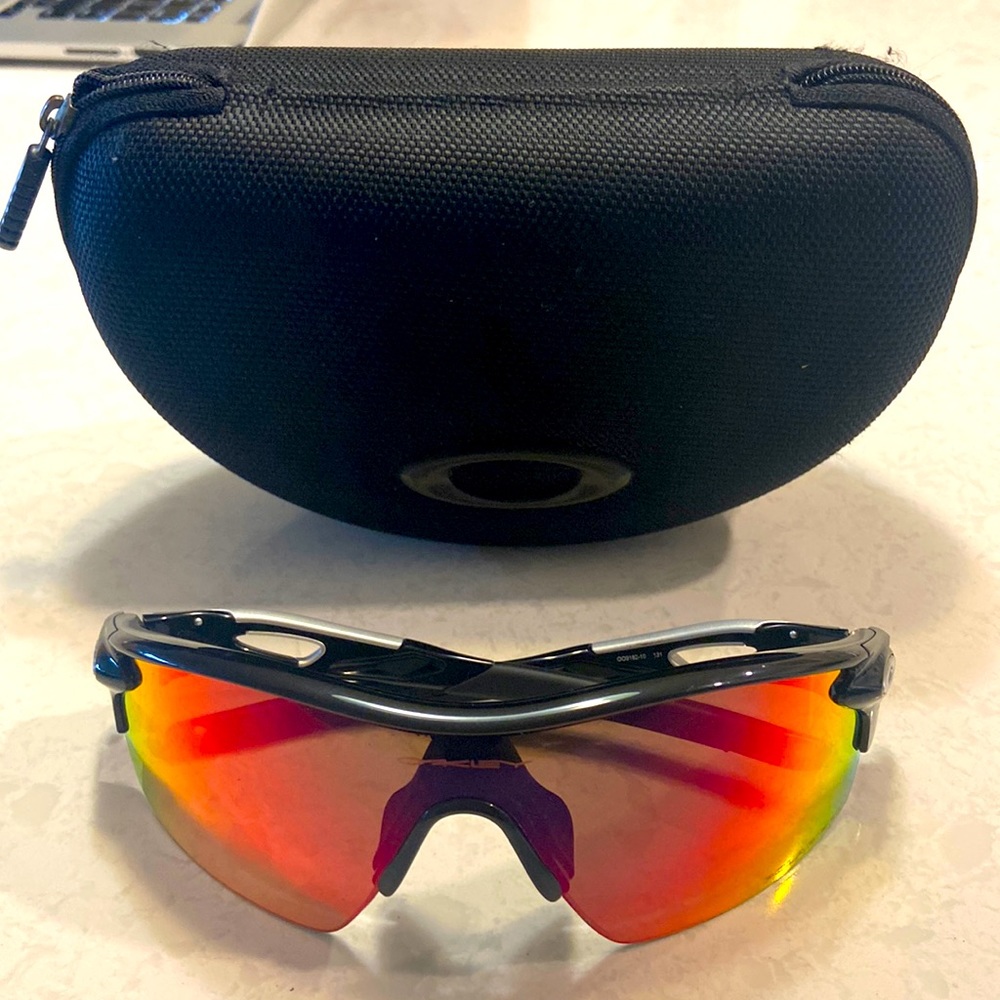 HOT OAKLEY SHADES
